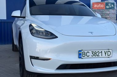 Позашляховик / Кросовер Tesla Model Y 2024 в Дрогобичі