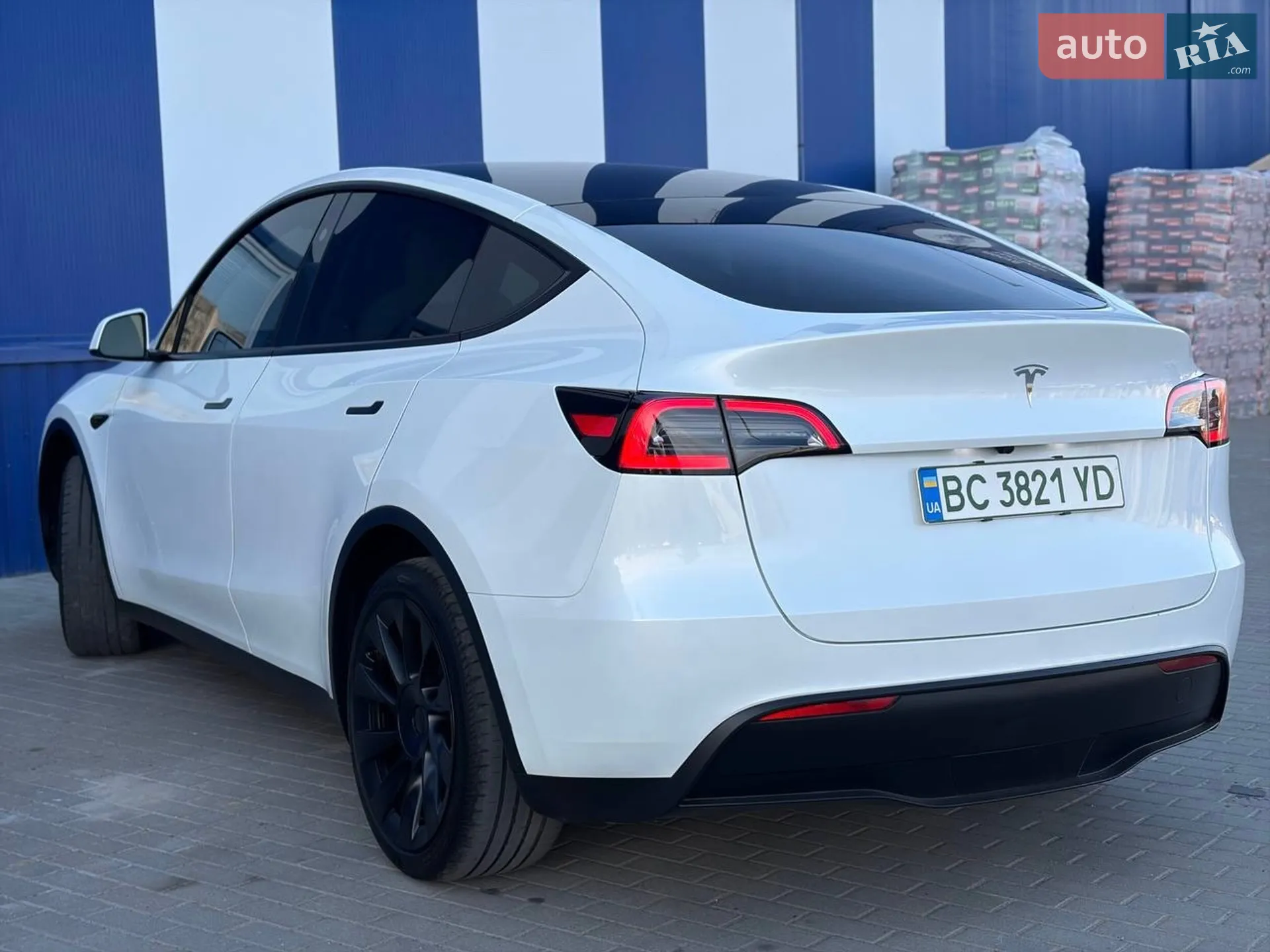 2024 Tesla Model Y - мініатюра 36