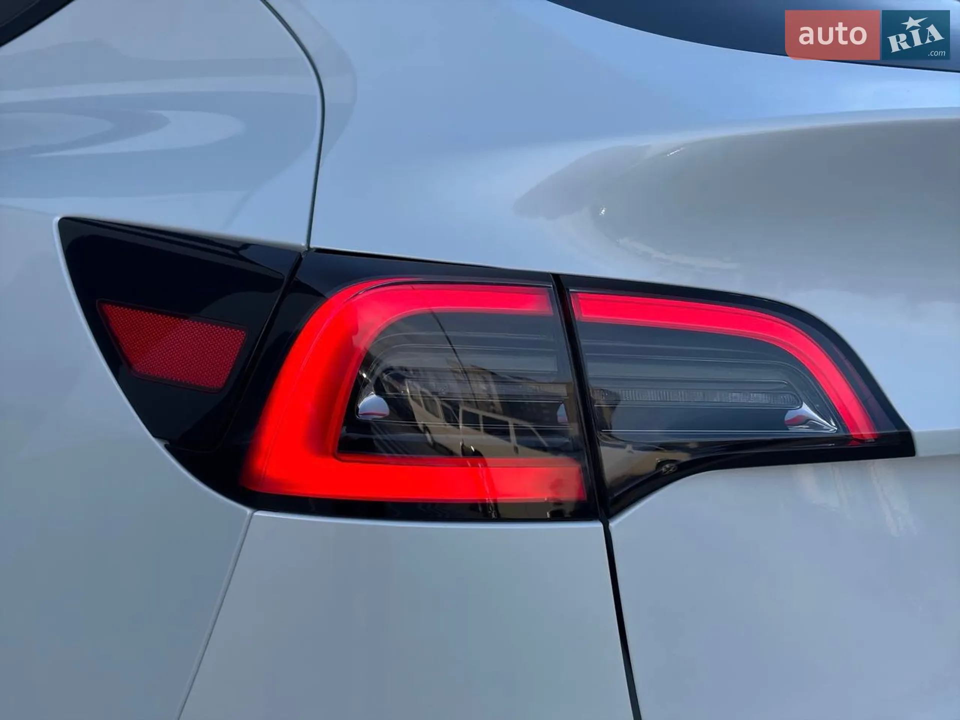 2024 Tesla Model Y - мініатюра 38