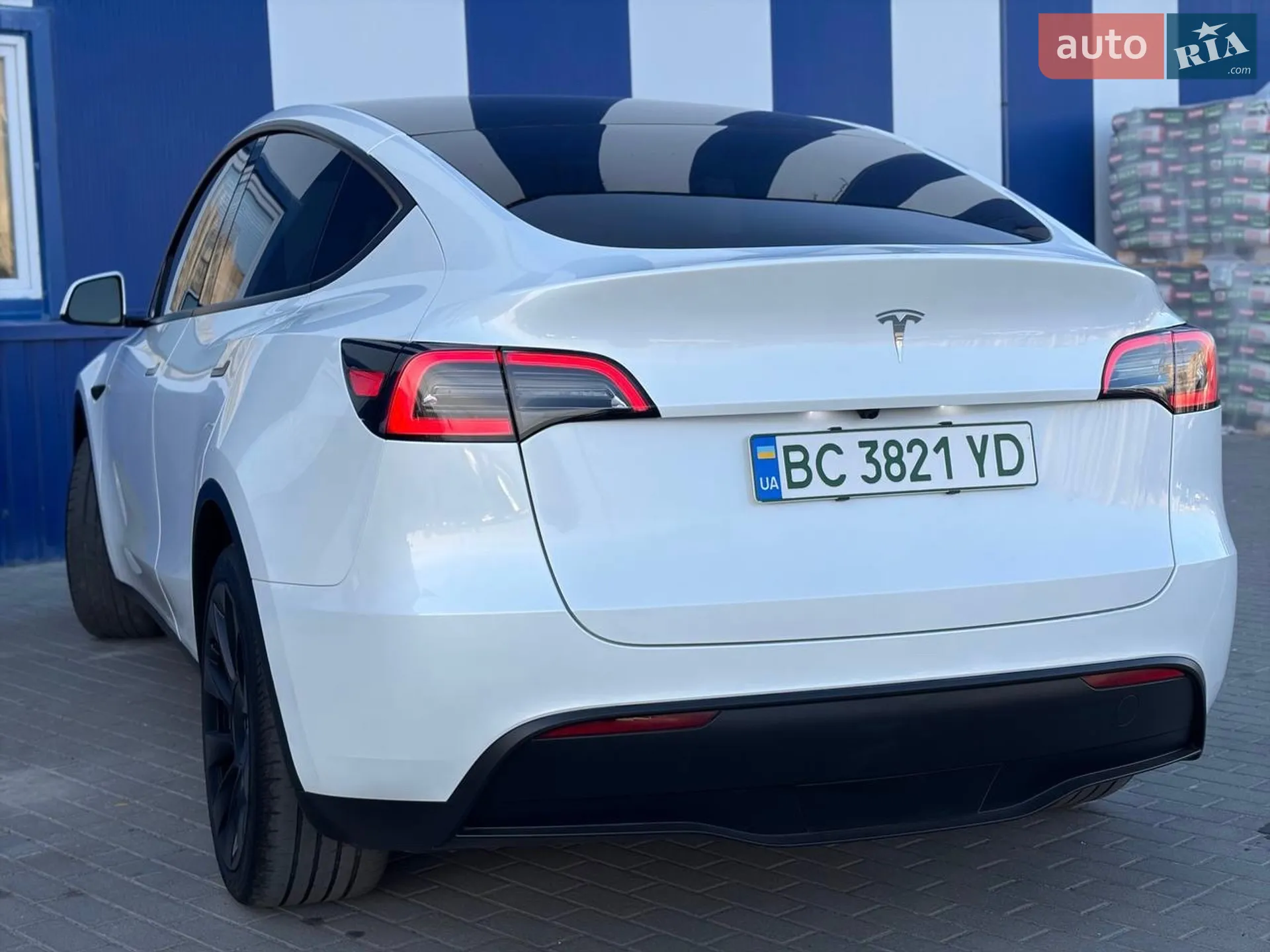 2024 Tesla Model Y - мініатюра 40
