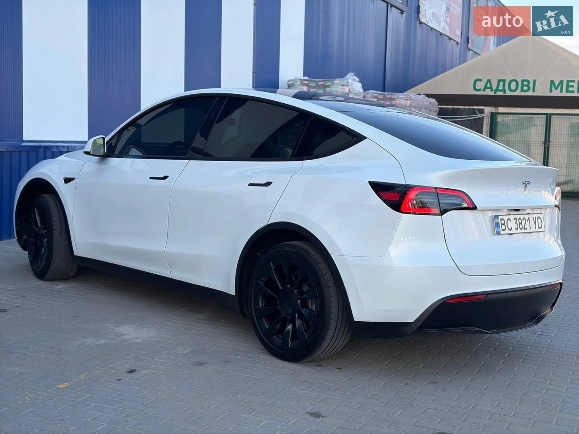 2024 Tesla Model Y - мініатюра 45