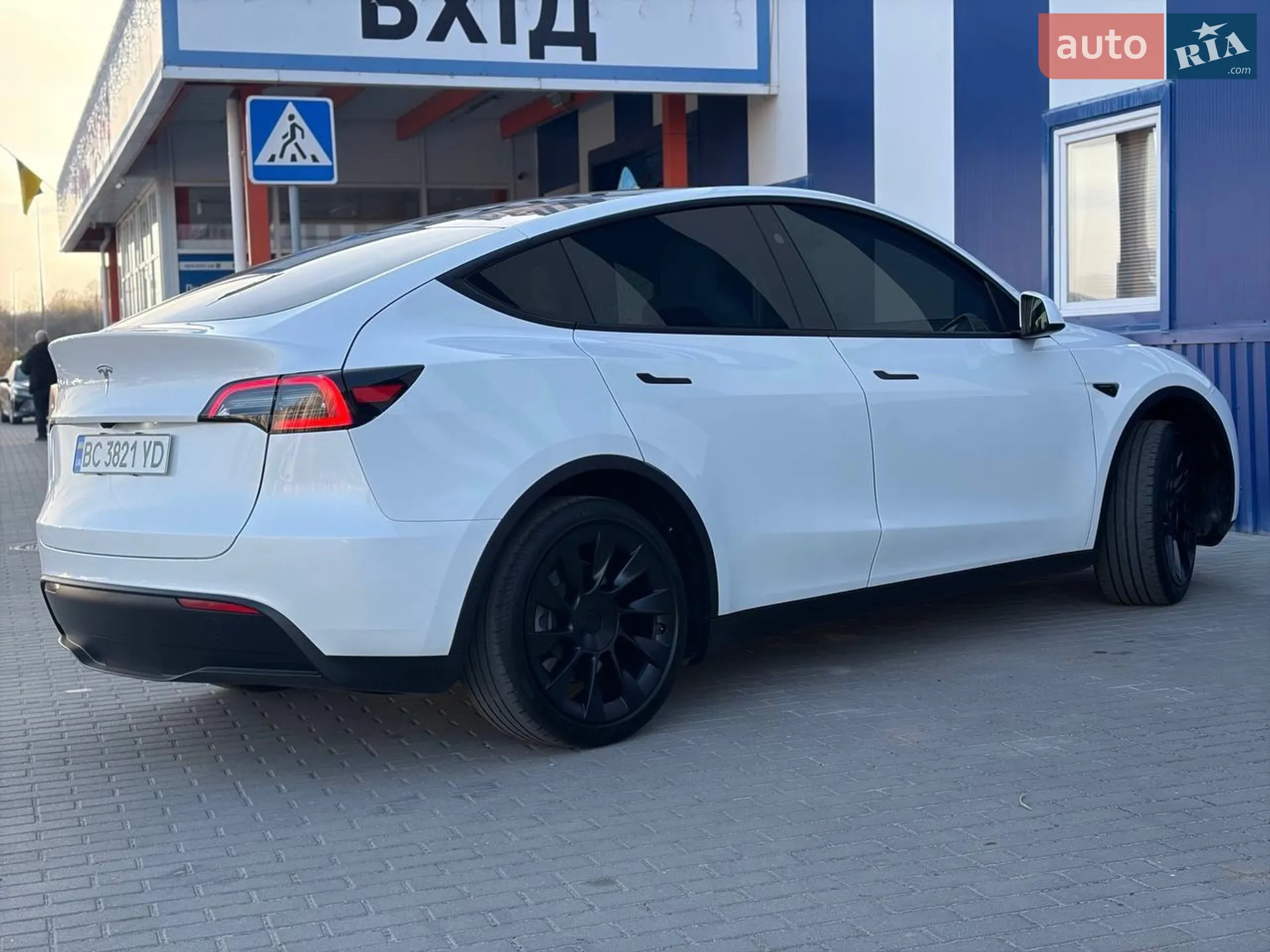 2024 Tesla Model Y - мініатюра 49