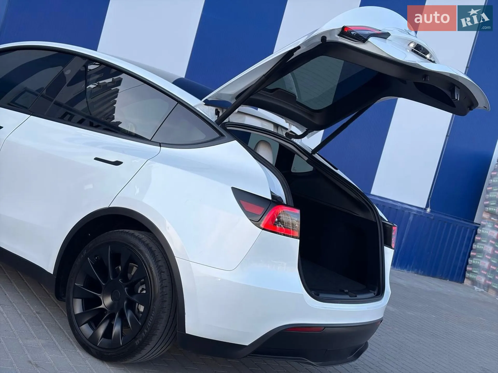 2024 Tesla Model Y - мініатюра 57