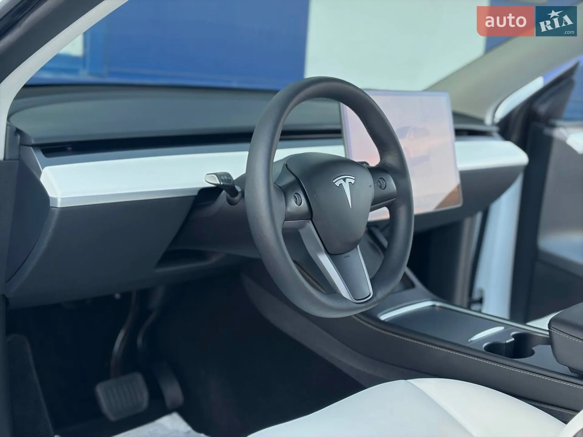 2024 Tesla Model Y - мініатюра 61