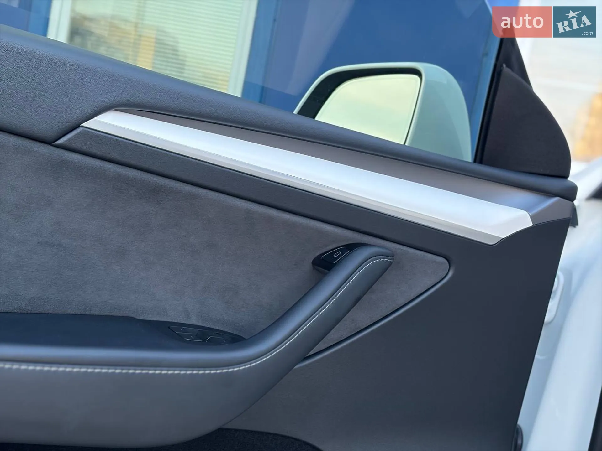 2024 Tesla Model Y - мініатюра 66