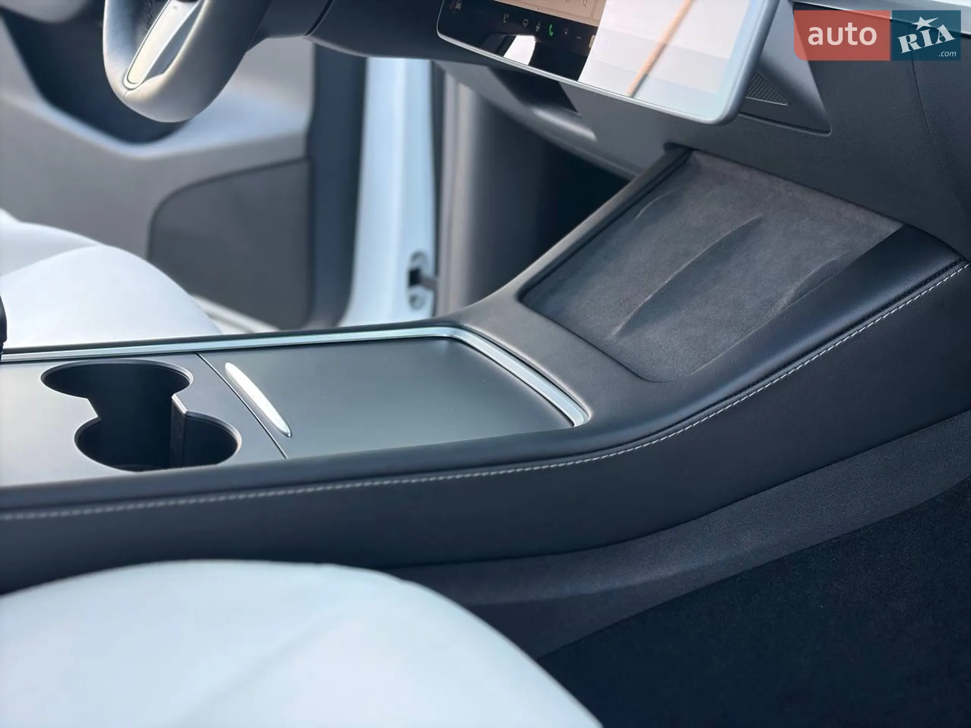 2024 Tesla Model Y - мініатюра 72