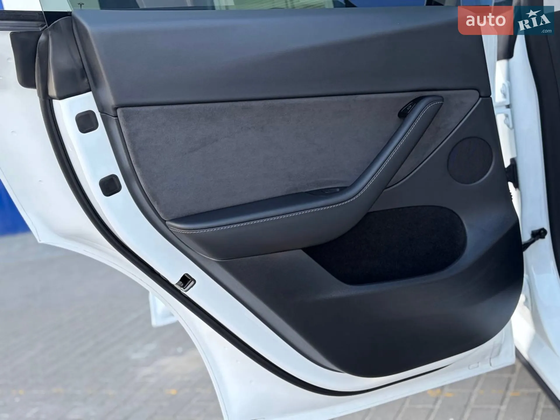 2024 Tesla Model Y - мініатюра 86