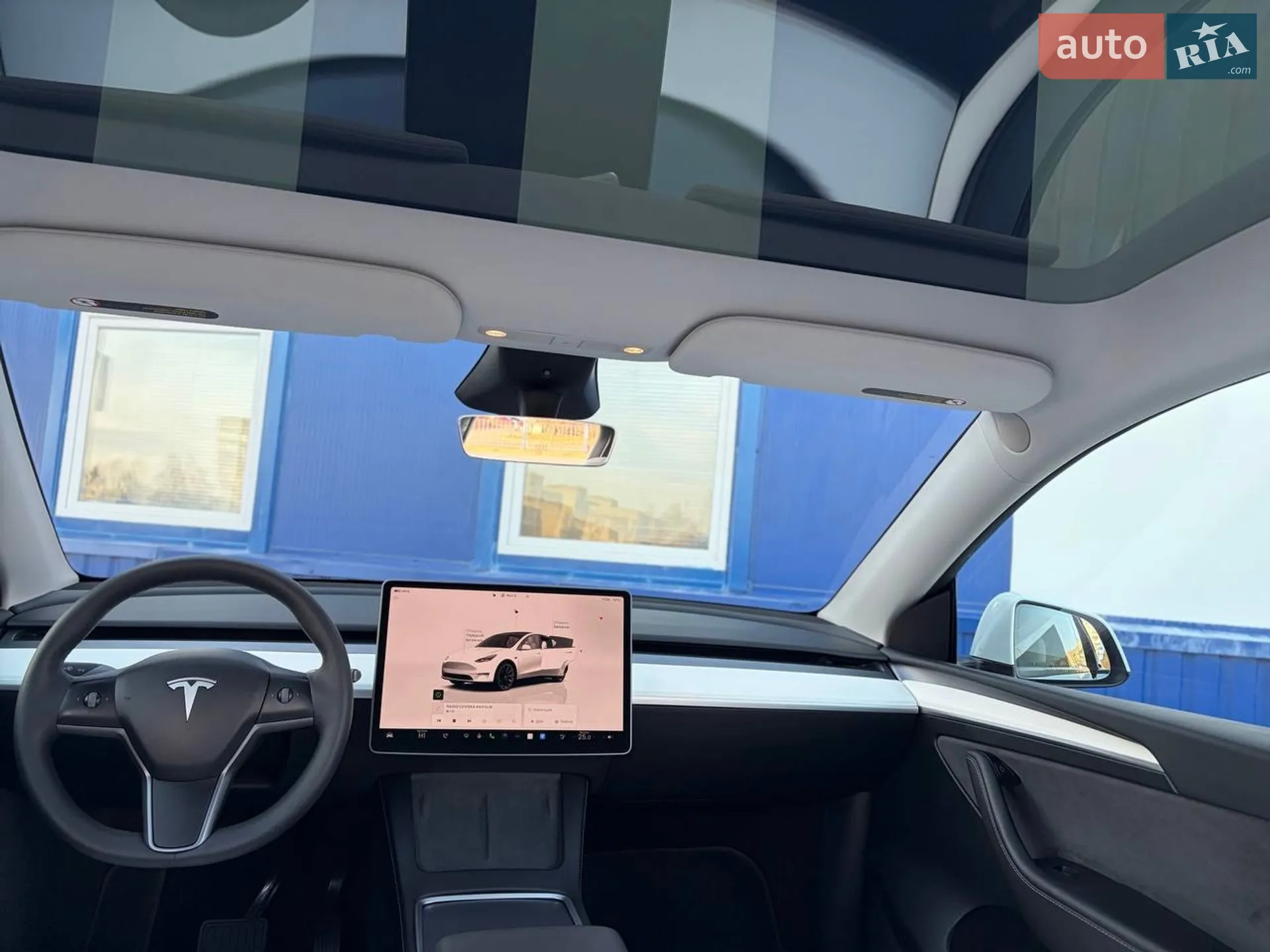 2024 Tesla Model Y - мініатюра 95