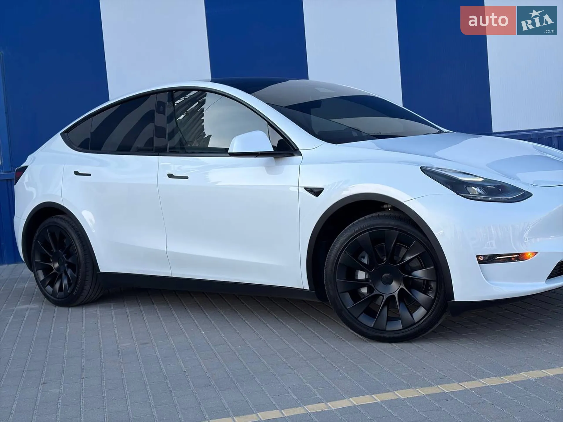 2024 Tesla Model Y - мініатюра 11
