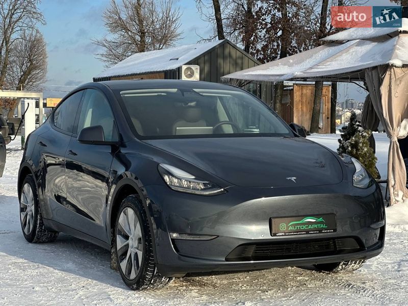Внедорожник / Кроссовер Tesla Model Y 2022 в Киеве