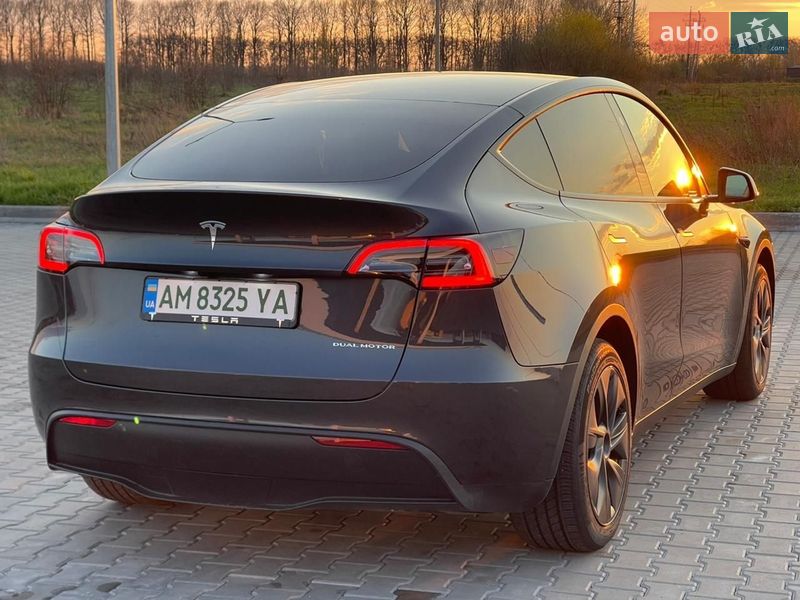 Позашляховик / Кросовер Tesla Model Y 2024 в Житомирі