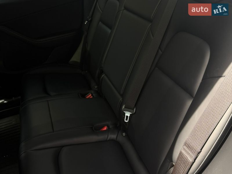 Позашляховик / Кросовер Tesla Model Y 2021 в Львові