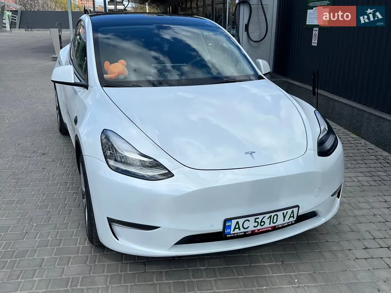 Tesla Model Y