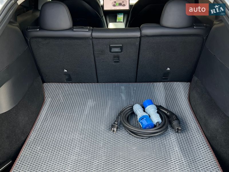 Позашляховик / Кросовер Tesla Model Y 2022 в Кропивницькому