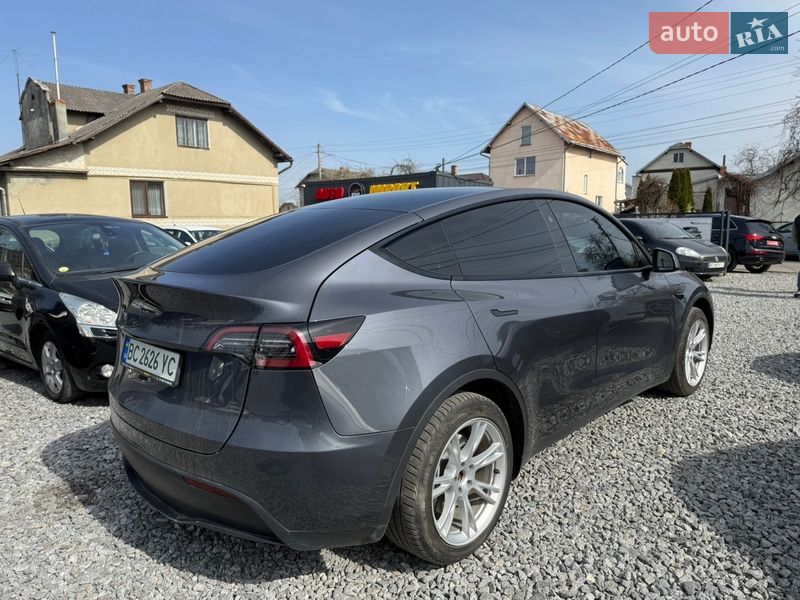 Внедорожник / Кроссовер Tesla Model Y 2023 в Стрые
