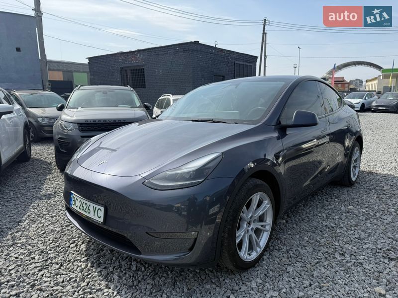 Внедорожник / Кроссовер Tesla Model Y 2023 в Стрые
