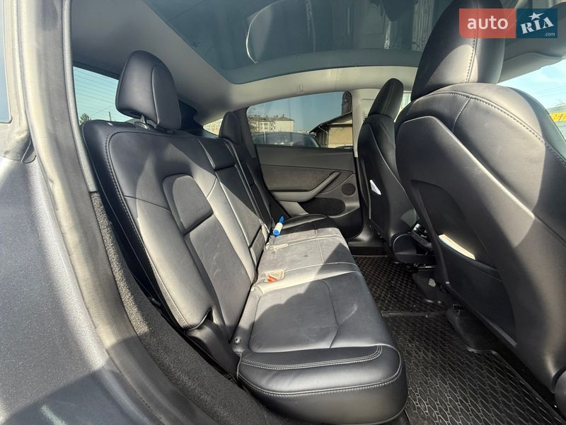 Внедорожник / Кроссовер Tesla Model Y 2023 в Стрые