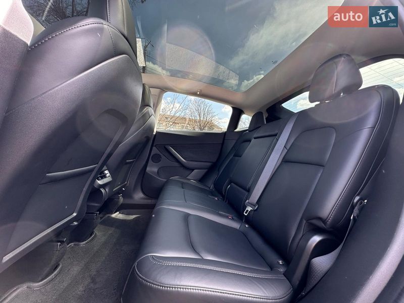 Внедорожник / Кроссовер Tesla Model Y 2020 в Виннице