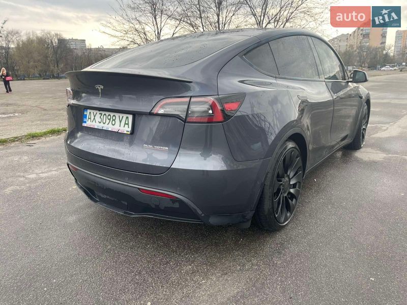 Позашляховик / Кросовер Tesla Model Y 2022 в Харкові
