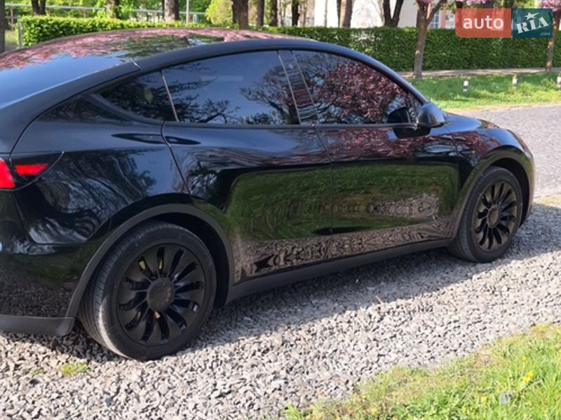 Позашляховик / Кросовер Tesla Model Y 2020 в Ужгороді фото 14 Позашляховик / Кросовер Tesla Model Y 2020 в Ужгороді