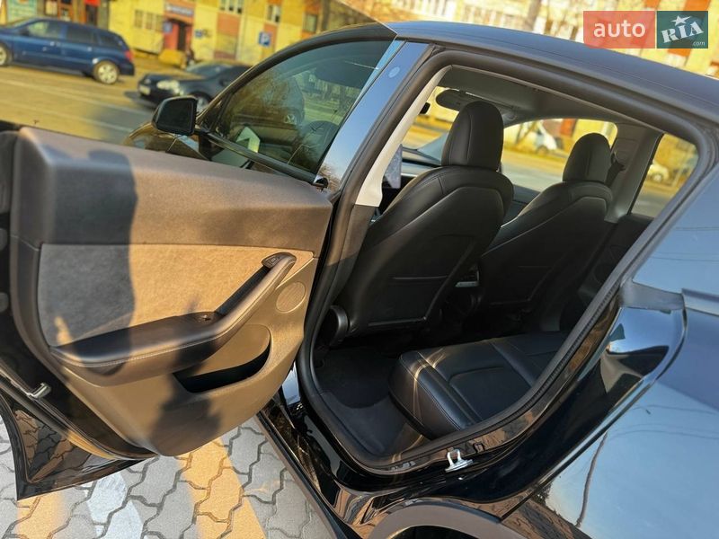 Позашляховик / Кросовер Tesla Model Y 2021 в Трускавці фото 12 Позашляховик / Кросовер Tesla Model Y 2021 в Трускавці