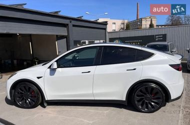 Позашляховик / Кросовер Tesla Model Y 2021 в Рівному
