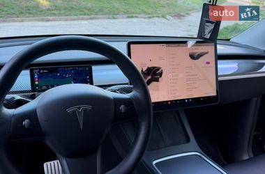 Позашляховик / Кросовер Tesla Model Y 2022 в Києві