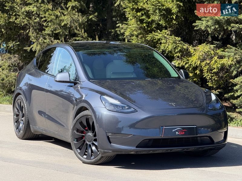 Tesla Model Y 2022