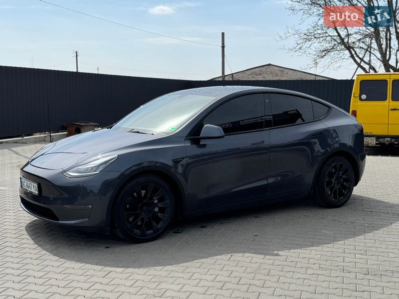 Позашляховик / Кросовер Tesla Model Y 2022 в Луцьку фото 2 Позашляховик / Кросовер Tesla Model Y 2022 в Луцьку