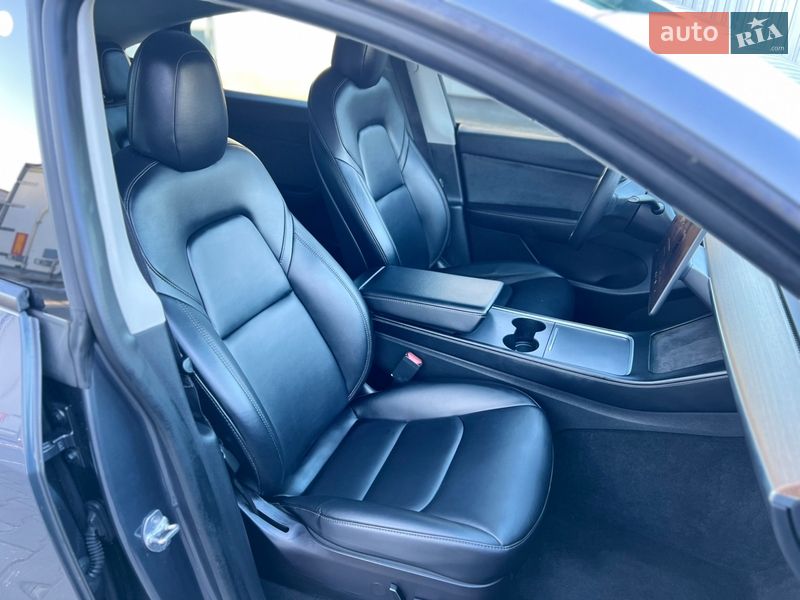 Позашляховик / Кросовер Tesla Model Y 2022 в Луцьку фото 20 Позашляховик / Кросовер Tesla Model Y 2022 в Луцьку