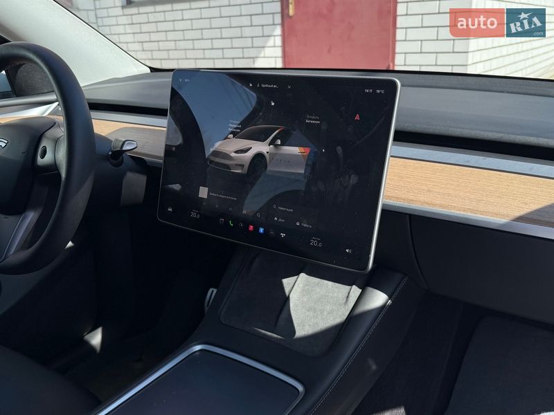 Внедорожник / Кроссовер Tesla Model Y 2023 в Кременчуге фото 10 Внедорожник / Кроссовер Tesla Model Y 2023 в Кременчуге