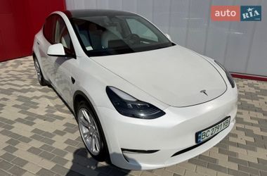 Внедорожник / Кроссовер Tesla Model Y 2023 в Львове