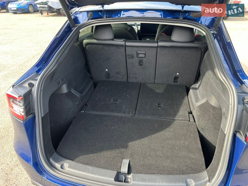 Внедорожник / Кроссовер Tesla Model Y 2022 в Киеве