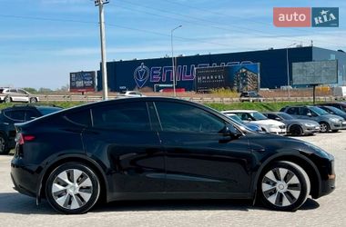 Внедорожник / Кроссовер Tesla Model Y 2021 в Львове