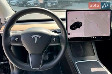 Внедорожник / Кроссовер Tesla Model Y 2021 в Львове
