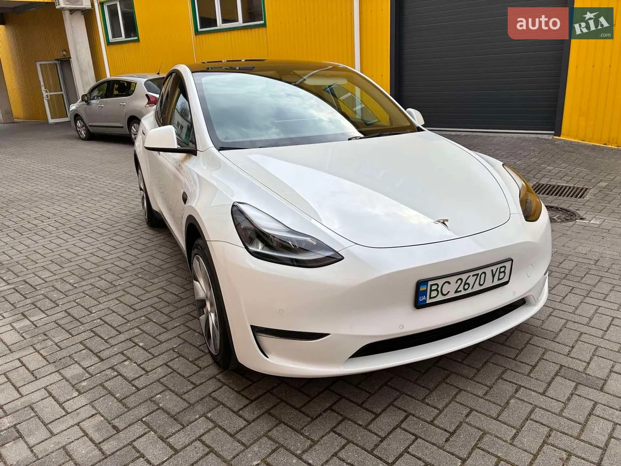 2022 Tesla Model Y - мініатюра 13