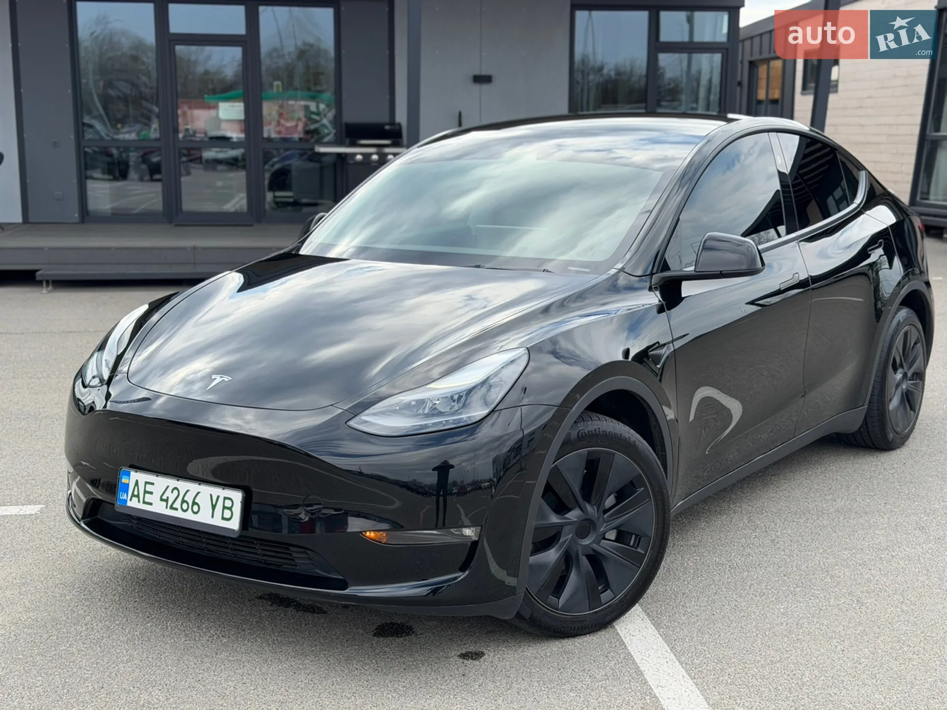 2024 Tesla Model Y - мініатюра 2