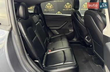 Позашляховик / Кросовер Tesla Model Y 2020 в Києві