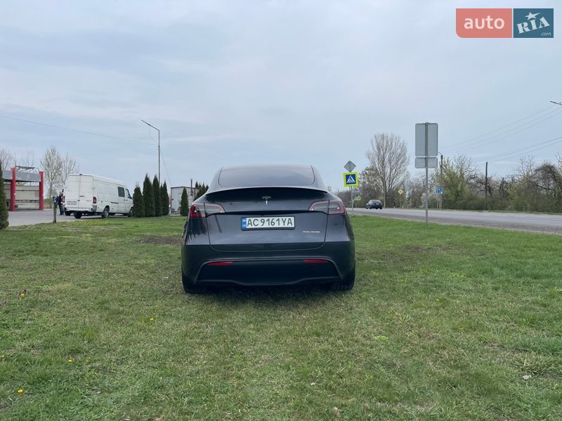 Позашляховик / Кросовер Tesla Model Y 2024 в Нововолинську