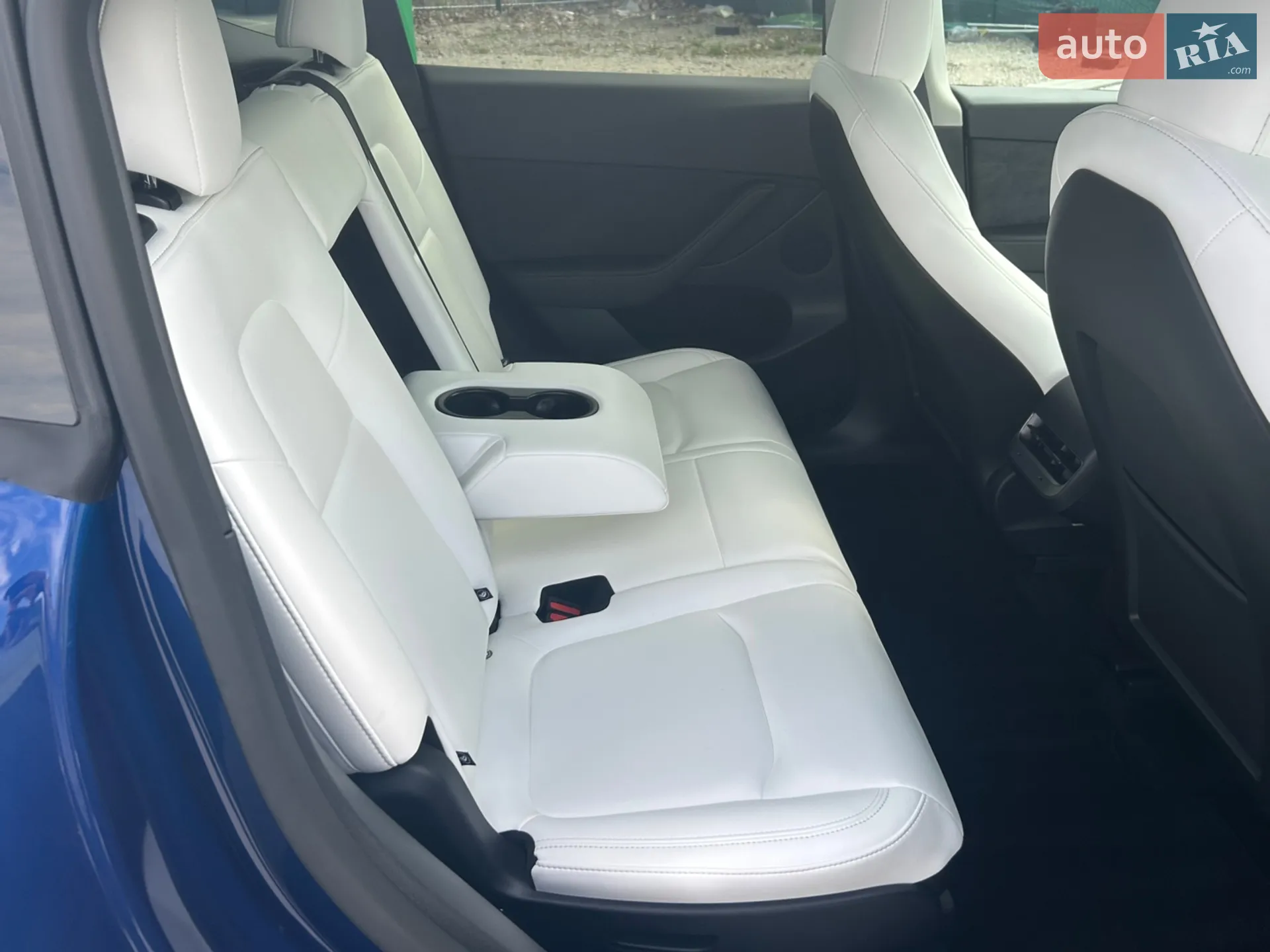 2024 Tesla Model Y - мініатюра 18