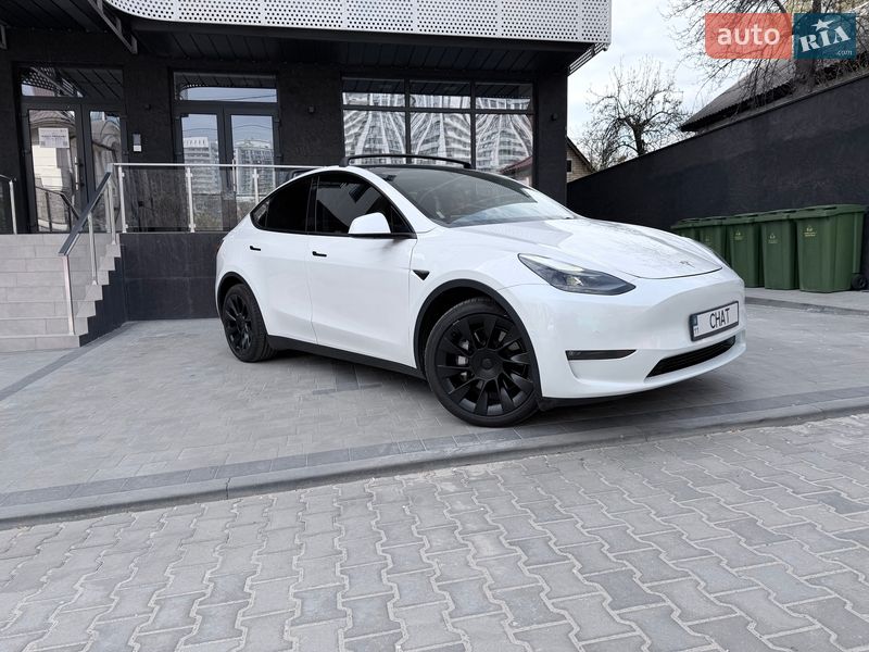 Tesla Model Y 2021