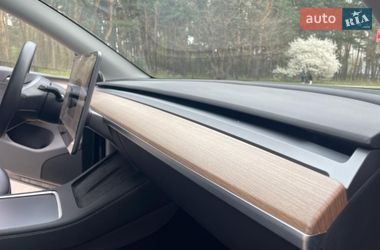 Внедорожник / Кроссовер Tesla Model Y 2023 в Киеве