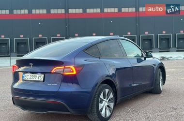 Внедорожник / Кроссовер Tesla Model Y 2023 в Львове