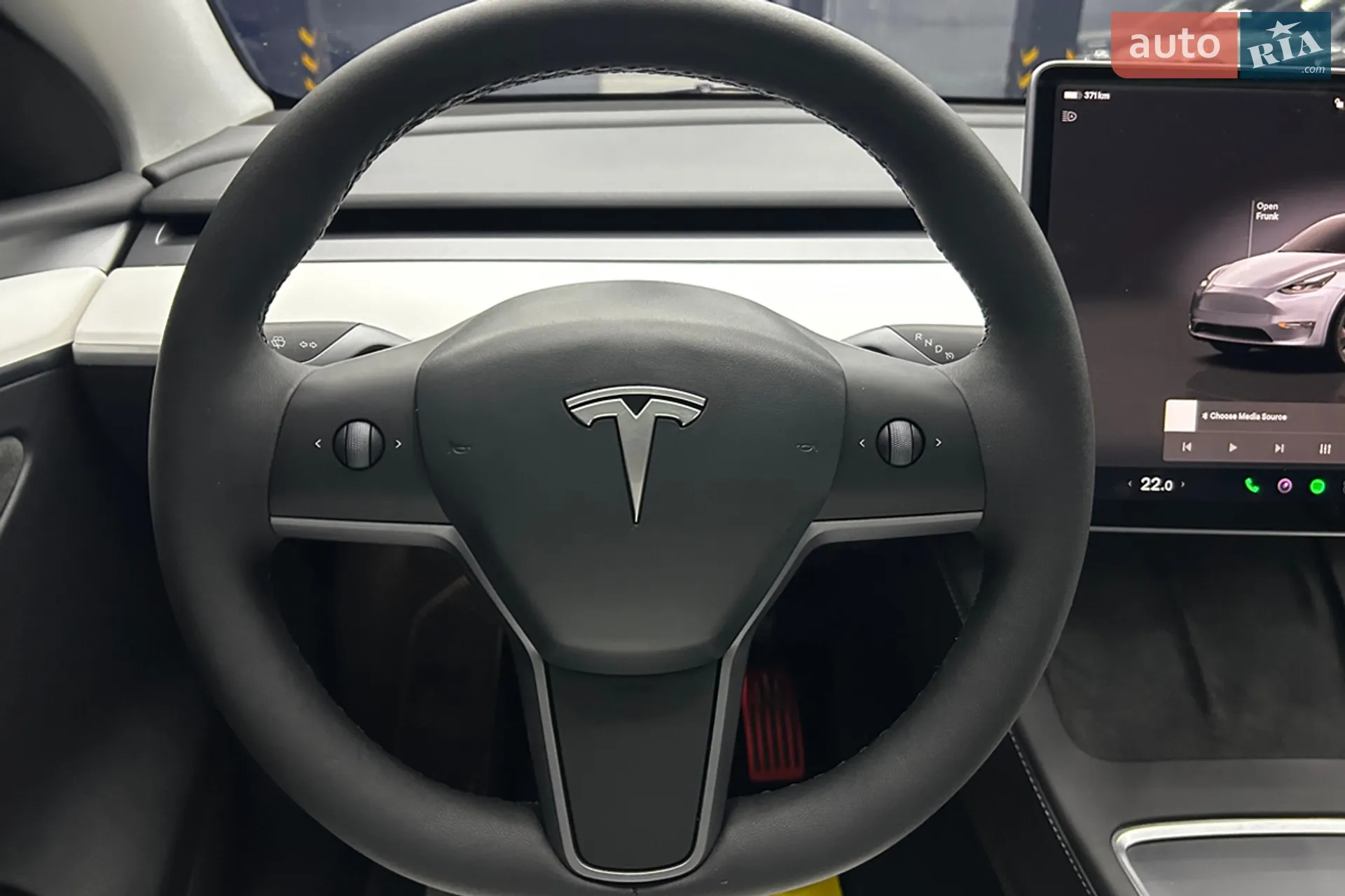 2025 Tesla Model Y - мініатюра 19