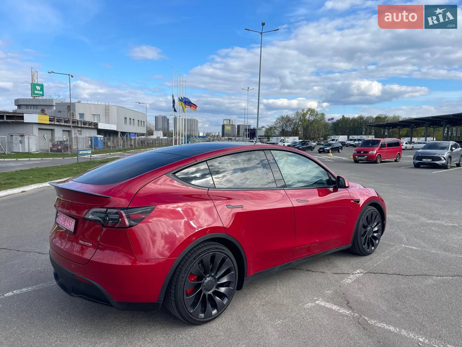 2023 Tesla Model Y - мініатюра 9