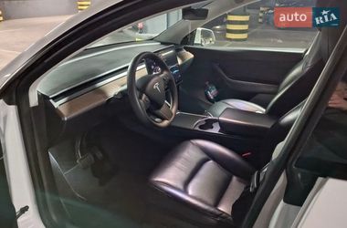 Внедорожник / Кроссовер Tesla Model Y 2021 в Киеве