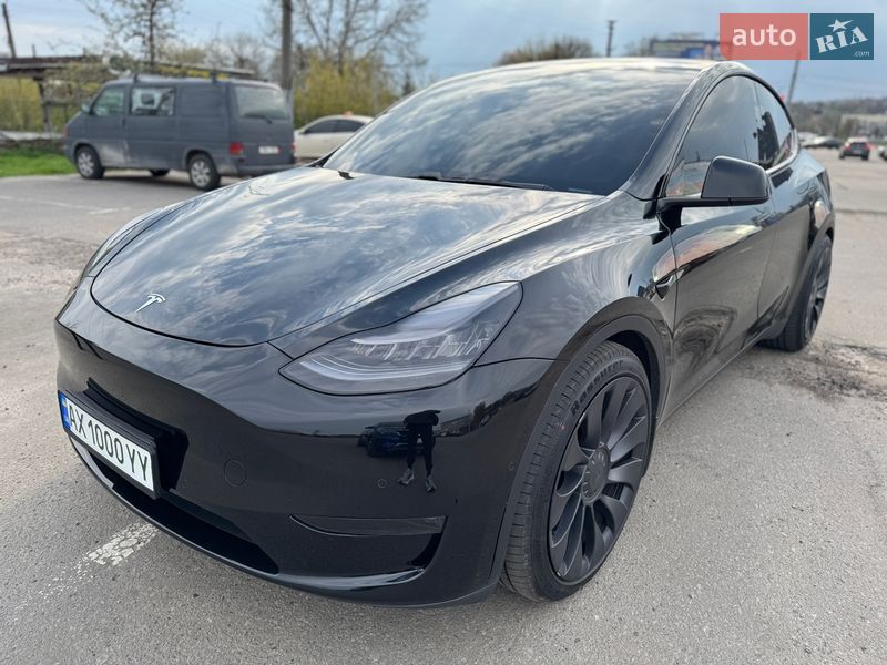 Tesla Model Y 2020