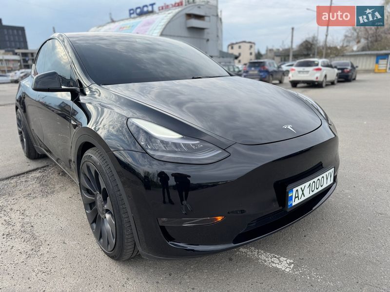 Позашляховик / Кросовер Tesla Model Y 2020 в Харкові