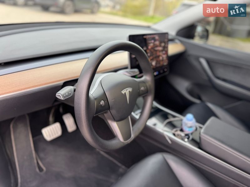 Позашляховик / Кросовер Tesla Model Y 2020 в Харкові