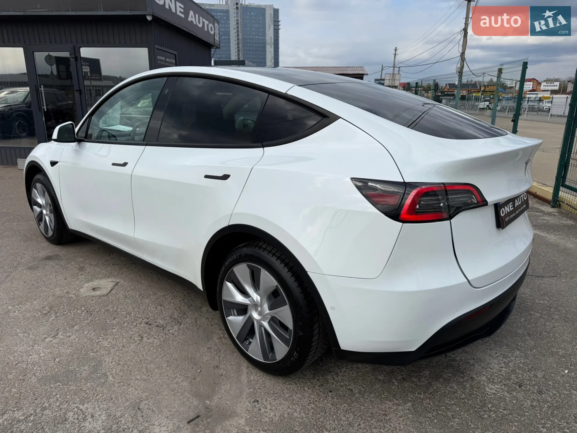 2021 Tesla Model Y - мініатюра 5